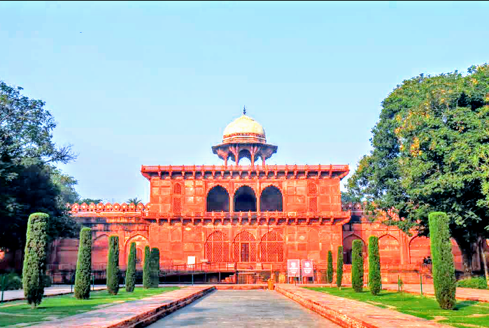 Taj Museum