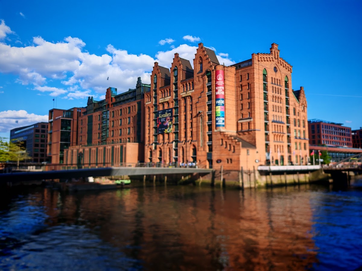 Hamburg Culture and Food Explorer